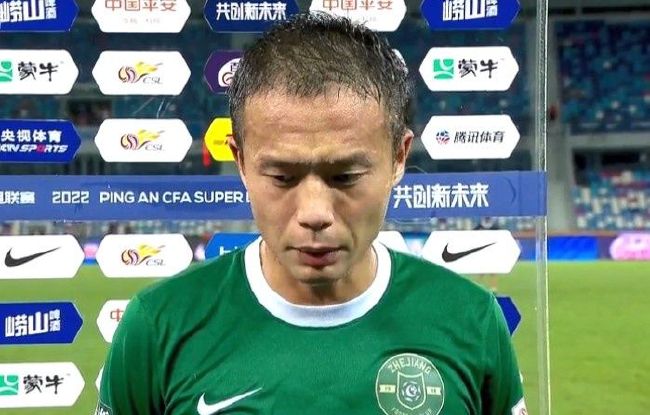 忘穿内裤坐公交车被揉到高潮黄蓉