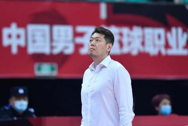 亚洲男人av在线