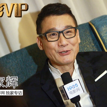 表白独自一人是女儿的朋友